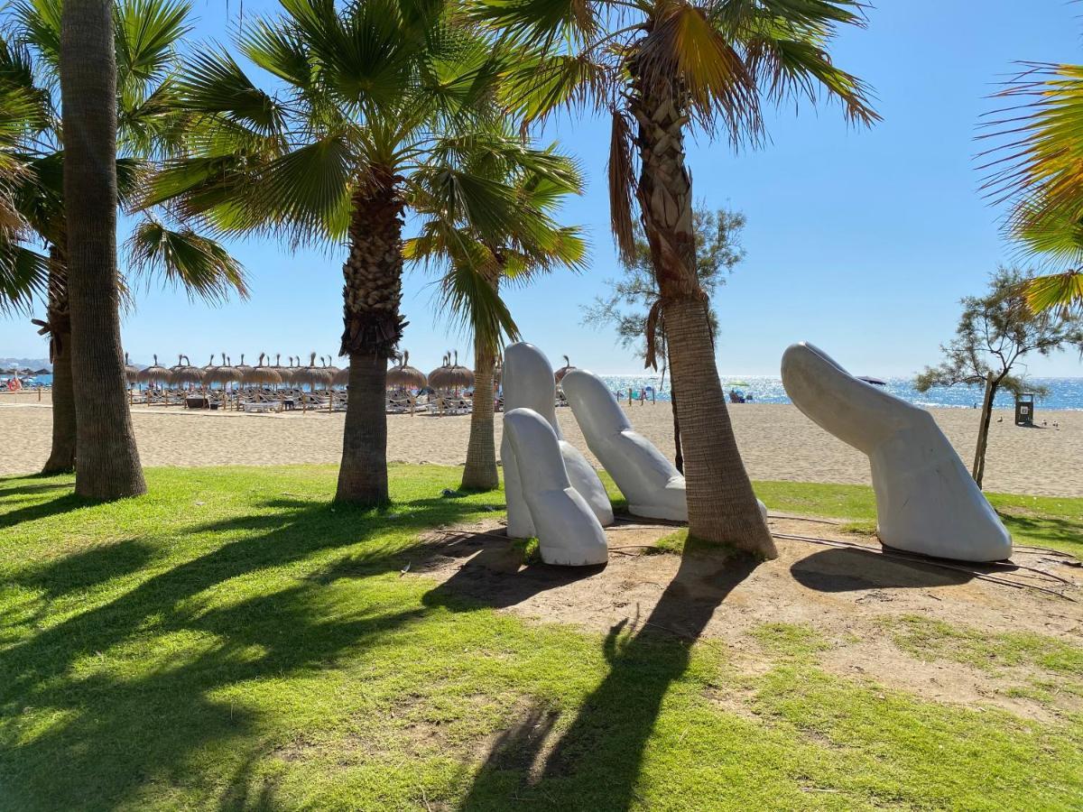 Modern 1 Bedroom Seaside Apartment With Pool Fuengirola Exterior photo